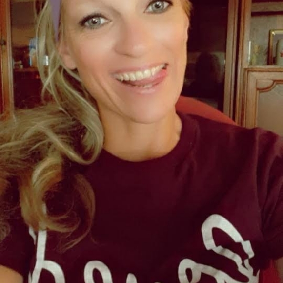 Meet your Posher, Shelley - Picture 5 of 5